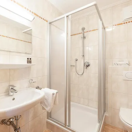 Michaela * 施图拜河谷新施蒂夫特