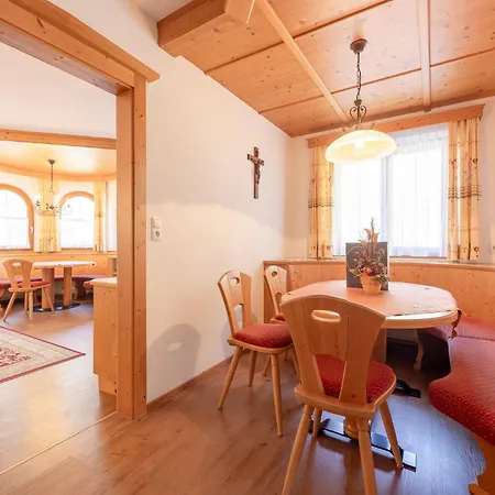 Апартаменты Michaela